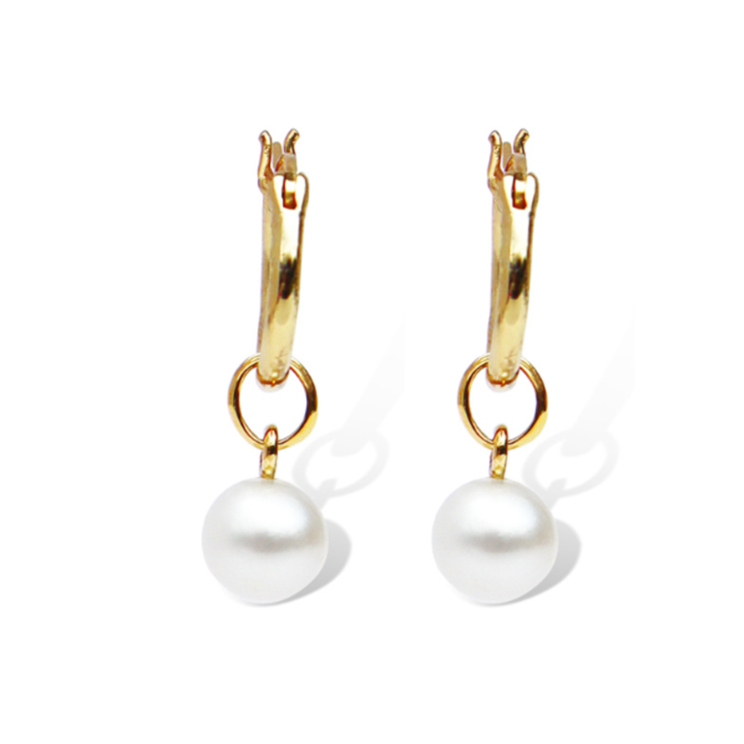 Fabuleux Vous Silver Perle Freshwater Pearl Hoop Earrings (Yellow Gold)