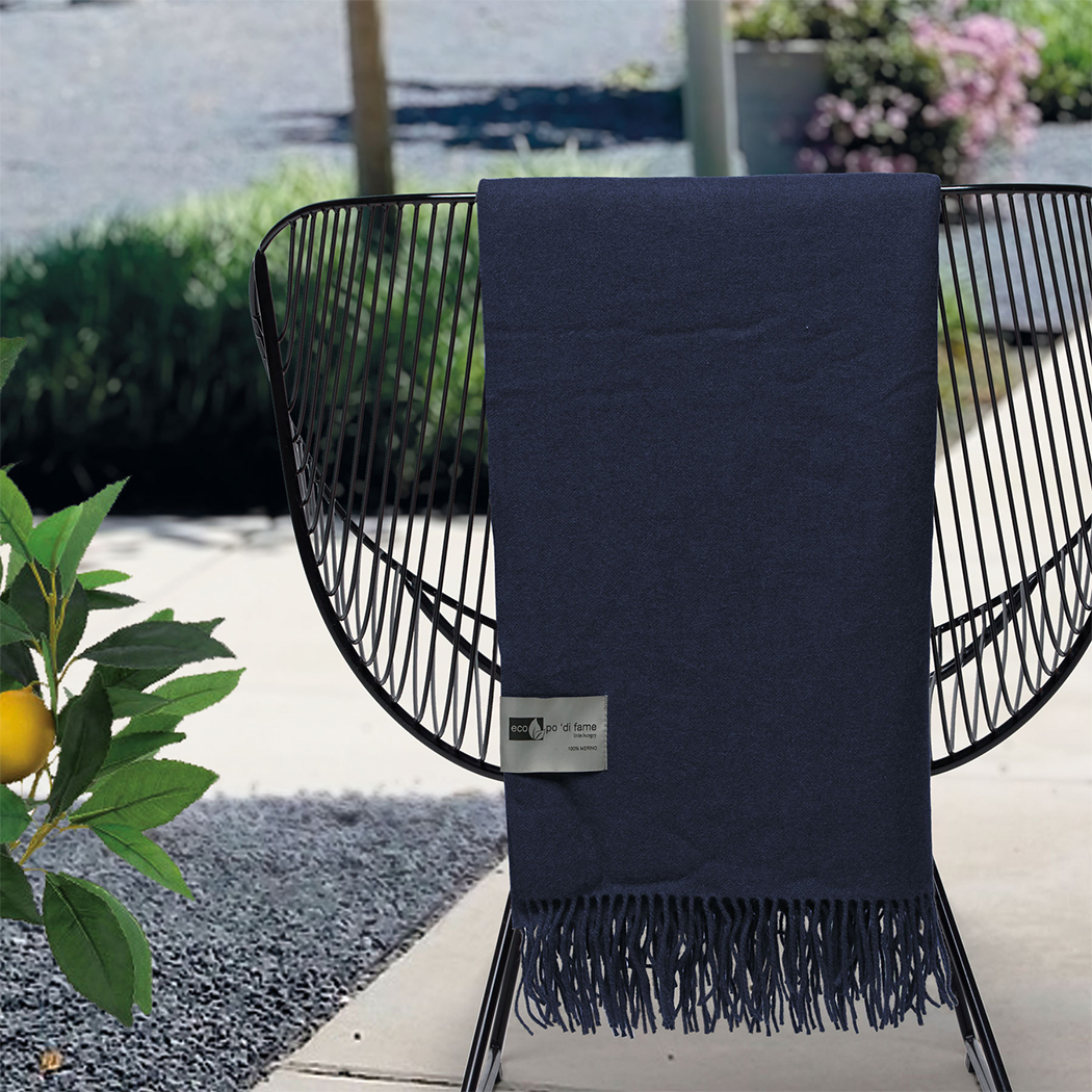 Po 'di fame Mt Lodge Merino Blanket (Navy)