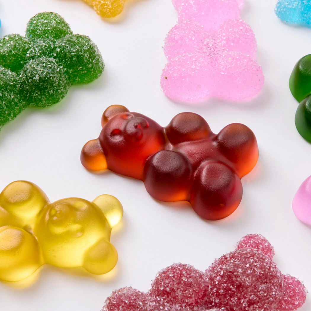 Simon Lewis Wards Gummy Bear (Strawberry)
